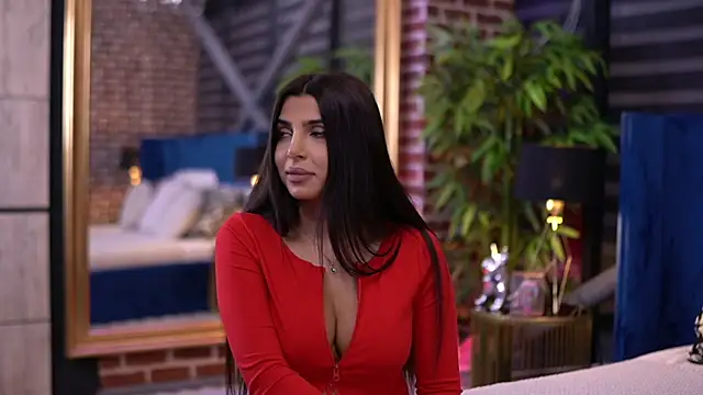 NicoleCellini online show from 11-16-25, 06:57