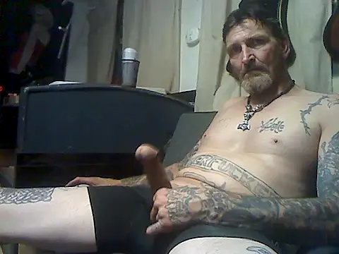 2Hot2gether69 online show from 10-12-25, 05:06