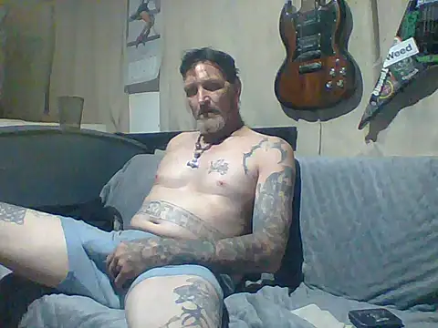 2Hot2gether69 online show from 10-20-25, 06:25