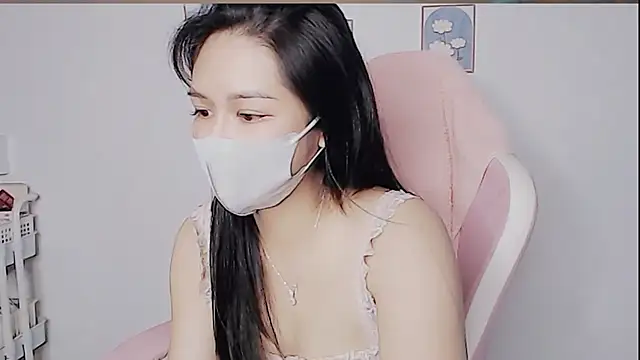 Snapshot of phuong-anh1709 chatting on 05-14-26, 05:25 phuong-anh1709 online show from 05-14-26, 05:25