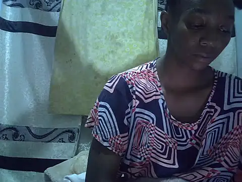 ElianeHot online show from 12-20-25, 06:59