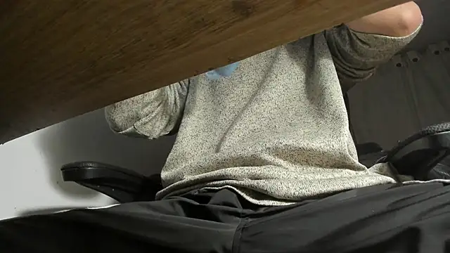 s sven03 online show from 02-09-25, 10:42