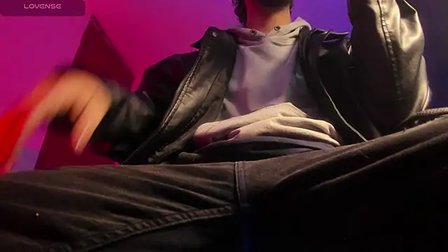 s sven03 online show from 12-21-25, 01:24