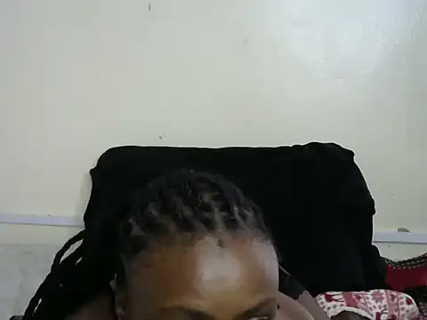 Snapshot of Rasta_tattooed chatting on 10-08-25, 05:16 Rasta tattooed online show from 10-08-25, 05:16
