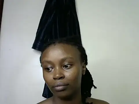 Rasta tattooed online show from 11-05-25, 07:14