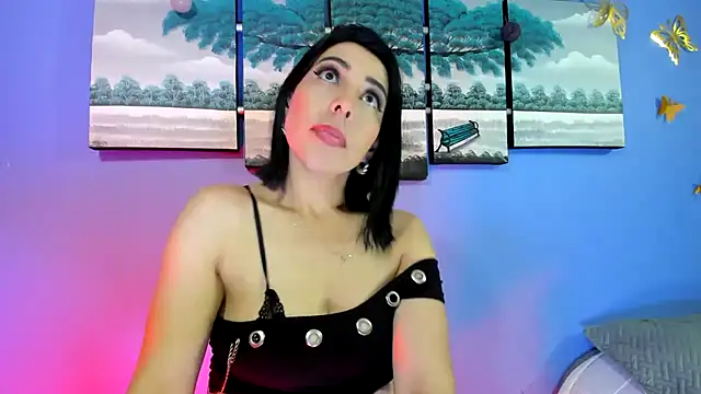 Snapshot of AdelleLennox_cg chatting on 02-22-25, 01:57 AdelleLennox cg online show from 02-22-25, 01:57