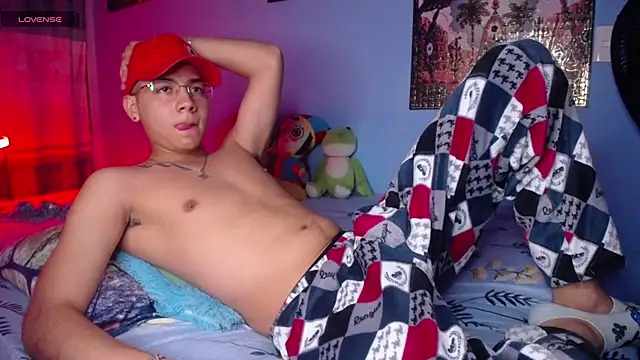 Snapshot of mexican_cum chatting on 07-19-26, 01:42 mexican cum online show from 07-19-26, 01:42