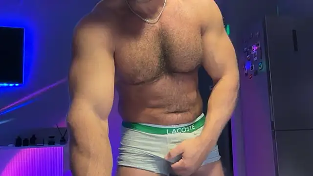 KarlosRichi online show from 01-06-26, 01:59