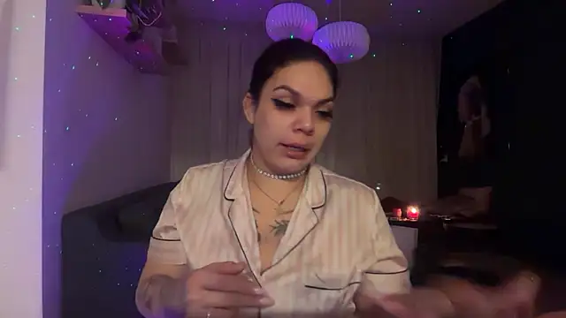 Snapshot of Its_MadameGaby chatting on 02-13-26, 01:34 Its MadameGaby online show from 02-13-26, 01:34