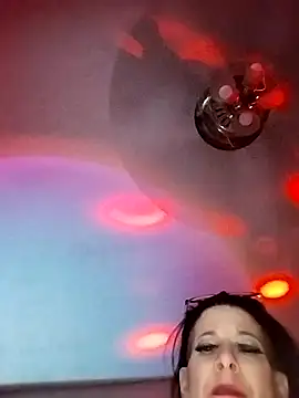 Snapshot of michele462 chatting on 09-26-25, 05:11 michele462 online show from 09-26-25, 05:11