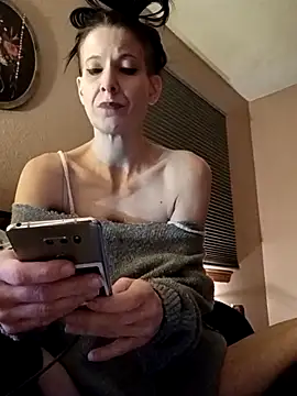 Snapshot of michele462 chatting on 02-22-26, 05:30 michele462 online show from 02-22-26, 05:30