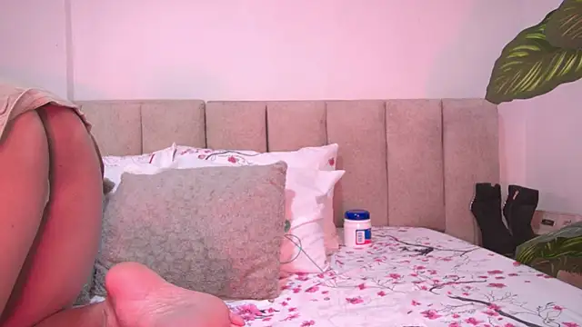 amber demons2021 online show from 10-02-25, 09:55