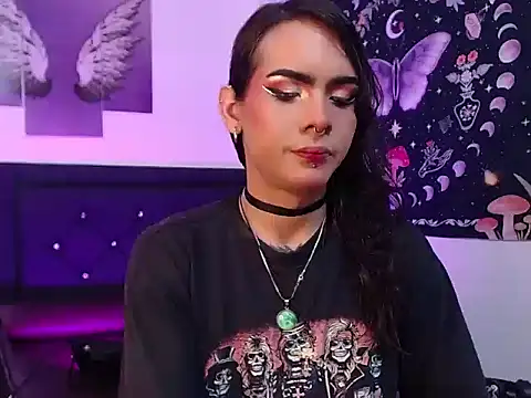 lilithnyx333 online show from 03-18-26, 08:06