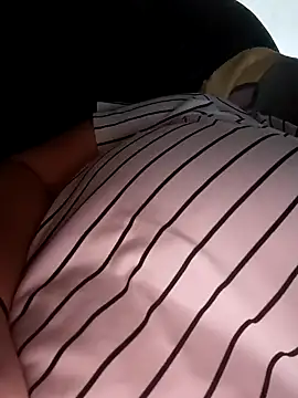 poussychats online show from 12-22-24, 01:22