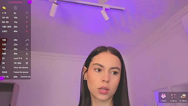 Snapshot of Aleejaa__ chatting on 06-12-26, 11:31 Aleejaa online show from 06-12-26, 11:31