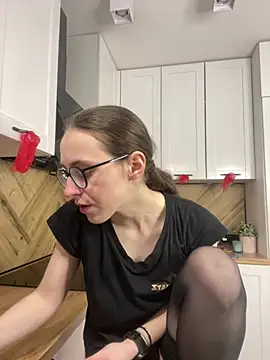 MartiniiSelenna online show from 04-13-26, 05:46