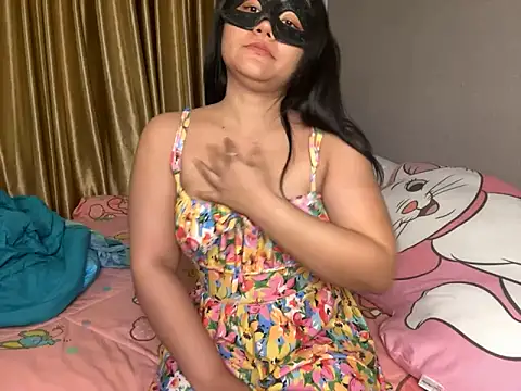 Snapshot of neelayoung chatting on 01-08-25, 07:24 neelayoung online show from 01-08-25, 07:24