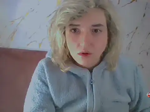 Snapshot of rawan_arab chatting on 03-22-25, 04:24 rawan arab online show from 03-22-25, 04:24