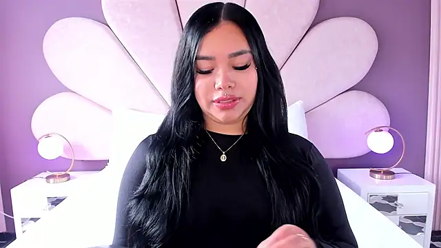 MarianaGarciaa   online show from 02-18-26, 06:59