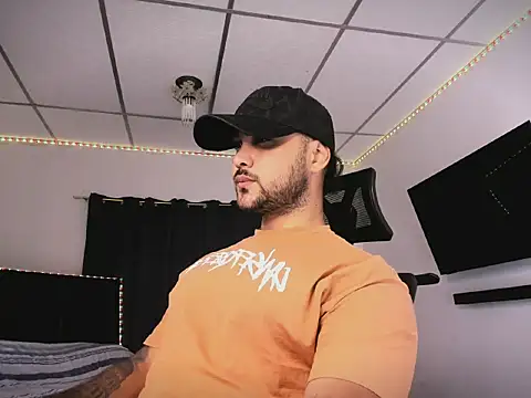 Sebas-hott online show from 02-05-26, 10:58