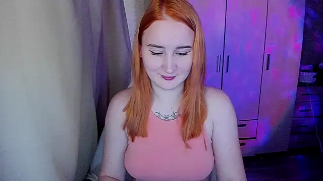 Snapshot of KeiraNight chatting on 05-01-26, 04:06 KeiraNight online show from 05-01-26, 04:06