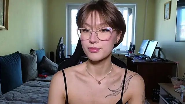 MalvinaBlum online show from 02-21-26, 07:53