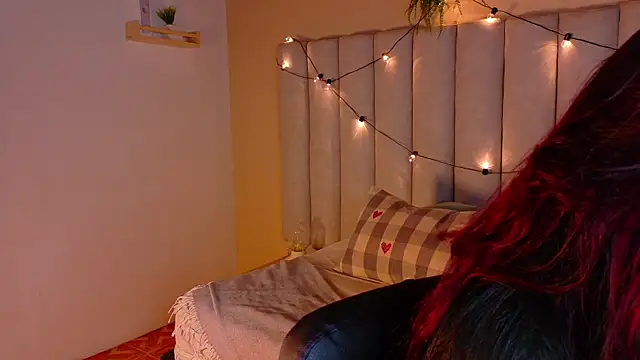 alaia-rogers online show from 12-18-25, 11:38