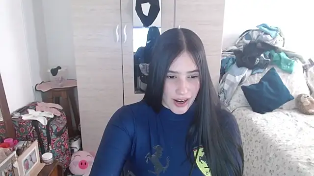 Snapshot of Naomi_D chatting on 05-01-26, 09:41 Naomi D online show from 05-01-26, 09:41