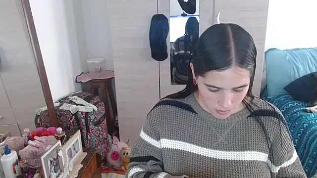 Snapshot of Naomi_D chatting on 05-11-26, 09:23 Naomi D online show from 05-11-26, 09:23