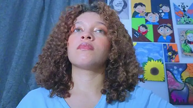 Snapshot of Ada_gales_ chatting on 05-01-26, 03:44 Ada gales online show from 05-01-26, 03:44