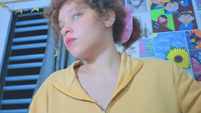 Snapshot of Ada_gales_ chatting on 05-26-26, 02:51 Ada gales online show from 05-26-26, 02:51