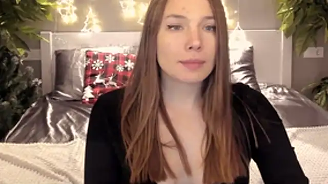 IceDanielles online show from 12-18-25, 01:28