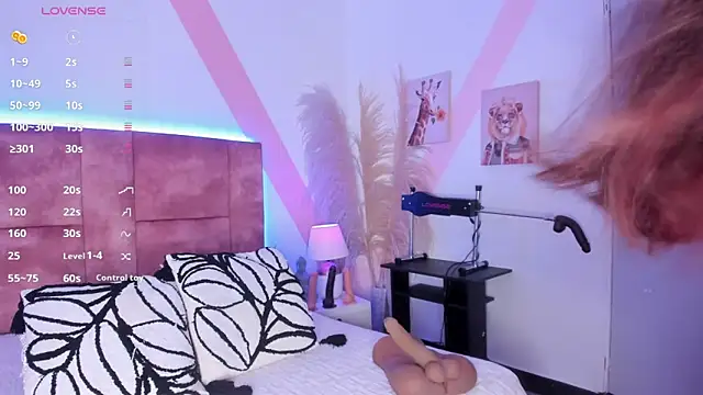 isabella whiithe online show from 03-09-26, 04:55