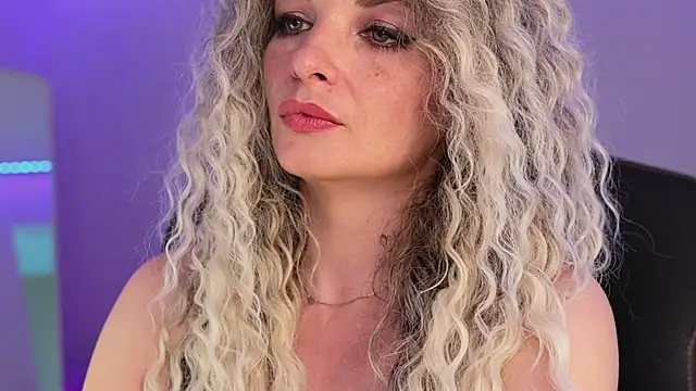 Amerabelle 23 online show from 03-12-25, 12:04