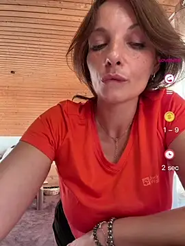 Snapshot of Amerabelle_23 chatting on 08-05-26, 06:11 Amerabelle 23 online show from 08-05-26, 06:11