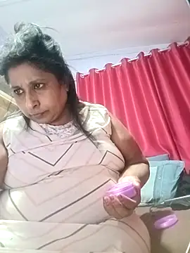 Snapshot of raniofsex02 chatting on 11-30-25, 06:45 raniofsex02 online show from 11-30-25, 06:45