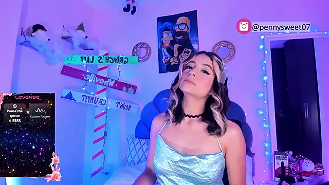 Snapshot of penny_sweett_ chatting on 12-29-24, 04:30 penny sweett  online show from 12-29-24, 04:30