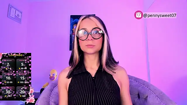 Snapshot of penny_sweett_ chatting on 03-02-25, 02:19 penny sweett  online show from 03-02-25, 02:19