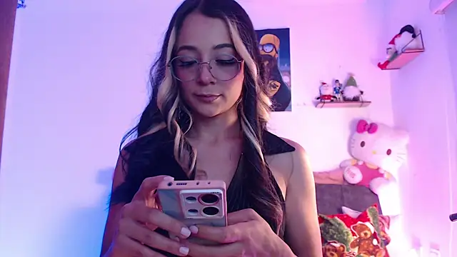 penny sweett  online show from 12-04-25, 10:29