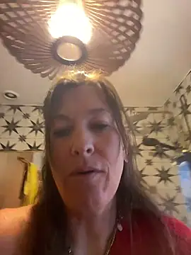 Snapshot of Lwhite1 chatting on 02-13-26, 04:36 Lwhite1 online show from 02-13-26, 04:36