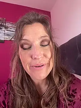 Snapshot of Lwhite1 chatting on 02-22-26, 03:21 Lwhite1 online show from 02-22-26, 03:21