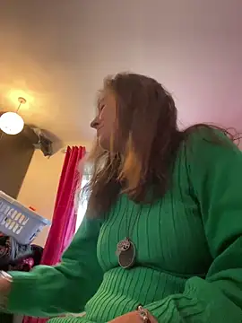 Snapshot of Lwhite1 chatting on 02-26-26, 04:28 Lwhite1 online show from 02-26-26, 04:28