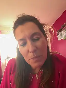 Snapshot of Lwhite1 chatting on 02-27-26, 04:18 Lwhite1 online show from 02-27-26, 04:18