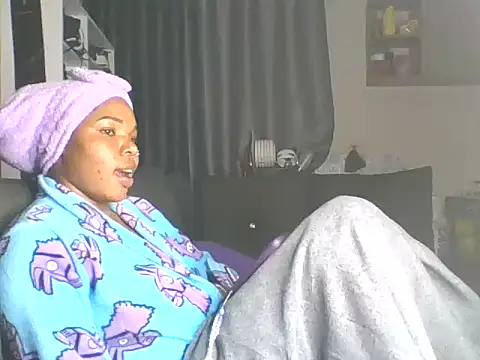 sweet bigclit online show from 11-10-25, 05:56