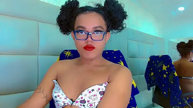 KayleighDreams  online show from 02-07-25, 04:59