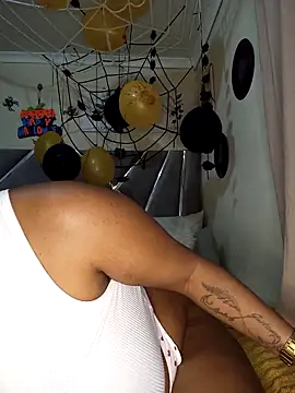 CocoBootyyy online show from 10-25-25, 11:43