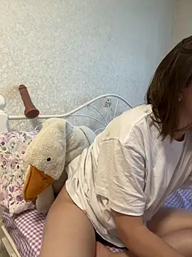 Snapshot of BeatriceTender chatting on 11-16-25, 10:54 BeatriceTender online show from 11-16-25, 10:54