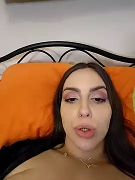 Snapshot of Sexycouplexxx69 chatting on 02-28-25, 05:37 Sexycouplexxx69 online show from 02-28-25, 05:37