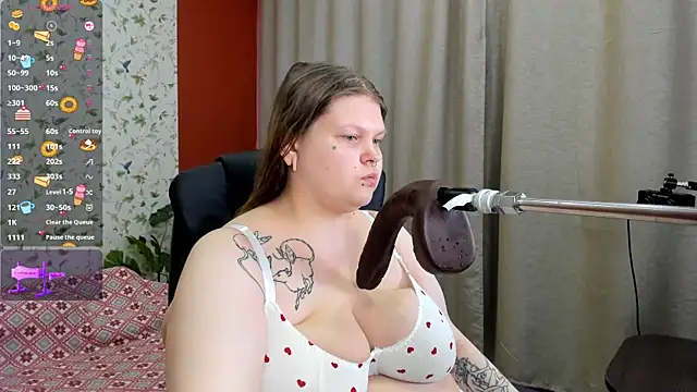 AuroraDemoni online show from 02-23-26, 06:44