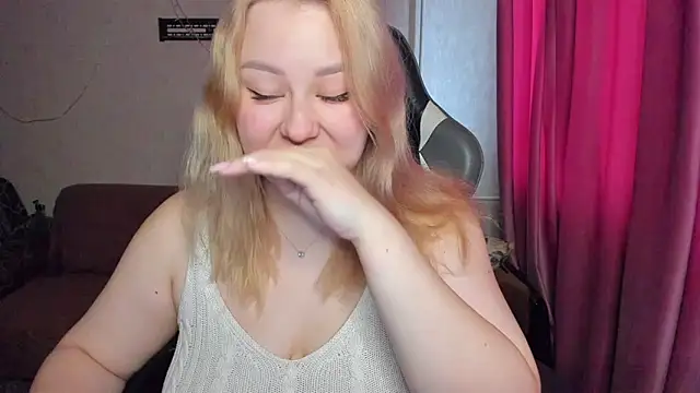 Milafoxxxy online show from 11-04-25, 07:51